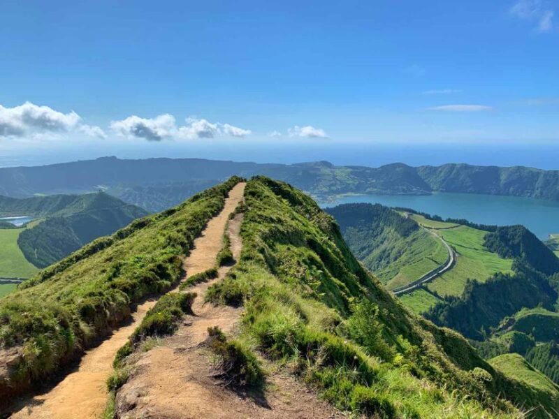 Ponta Delgada: Sete Cidades & Lagoa do Fogo Tour with Lunch - Ponta Delgada: Sete Cidades & Lagoa do Fogo Tour with Lunch — An In-Depth Review
