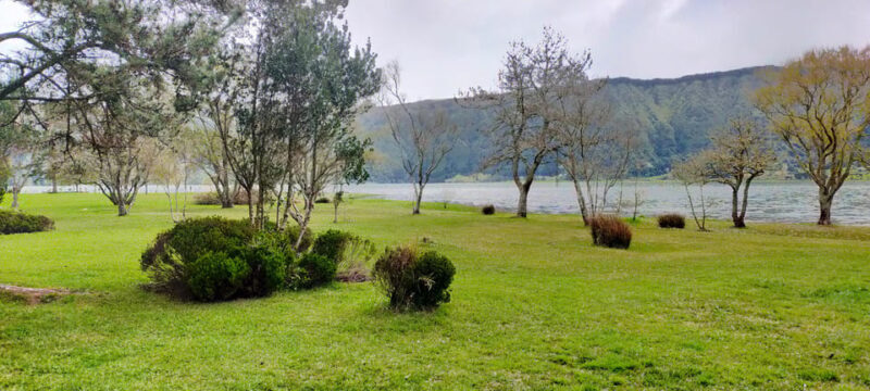 Ponta Delgada: Sete Cidades Volcano Lakes Shore Excursion - Who Should Take This Tour?