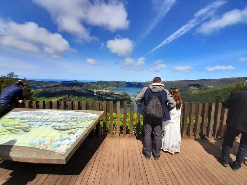 Ponta Delgada: The Blue & Green Lake Shore Excursion - Key Points