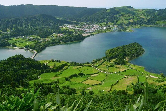 Ponta Delgada: Tour to Sete Cidades Volcano Lakes - Practical Details and Considerations