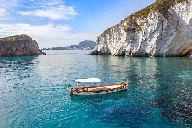 Ponza, boat trip on board the Zannone 1954 - An In-Depth Look at the Ponza Boat Trip on the Zannone 1954