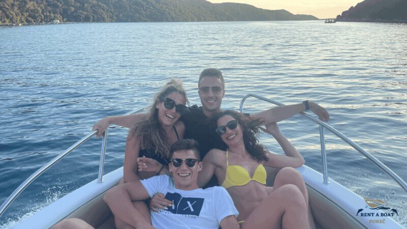 Pore: Private Snorkeling Tour with Dolphin-Watching - Dolphin Encounters: A Natural Show