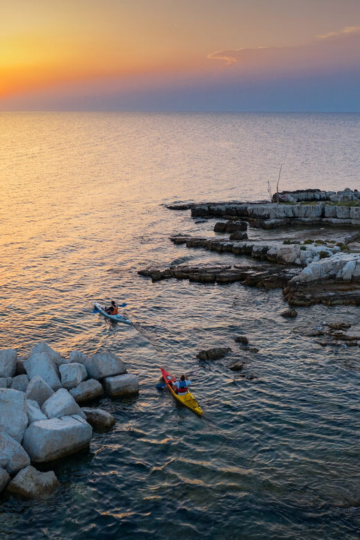 Pore: Sea Kayaking Sunset Tour - Discovering Pore from the Water: An Authentic Perspective