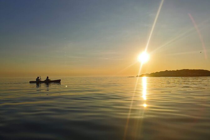 Pore sunset sea kayaking tour - Key Points
