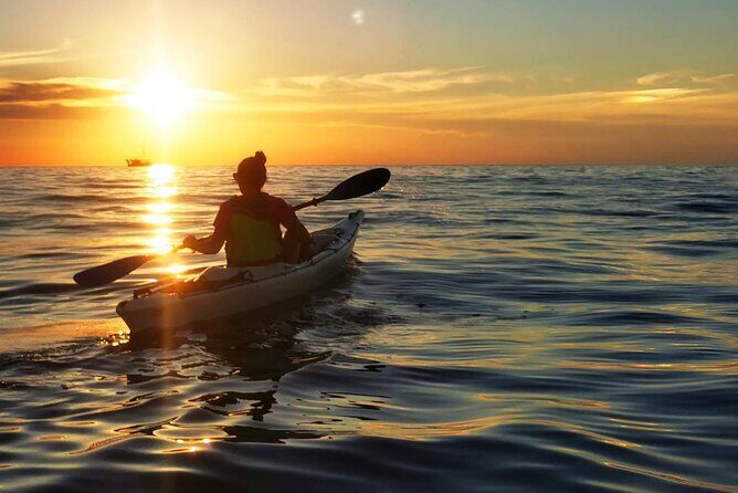 Pore sunset sea kayaking tour - Detailed Breakdown of the Experience