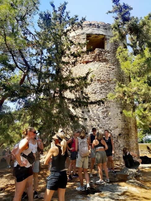 Poros: Three Peaks City Tour Hiking with Fresh Lemonade - Conclusions: Who Will Love This Experience?