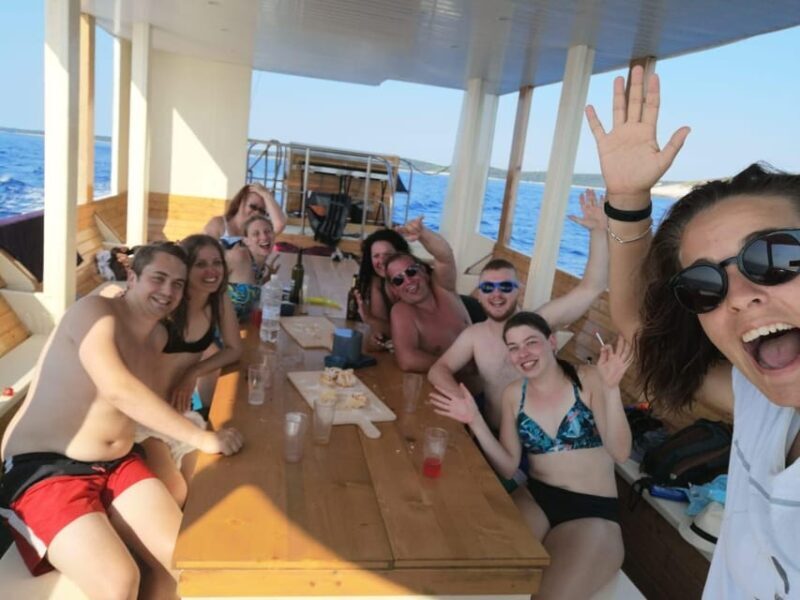 Port Bunarina: Private Boat Trip with Optional Lunch - FAQs