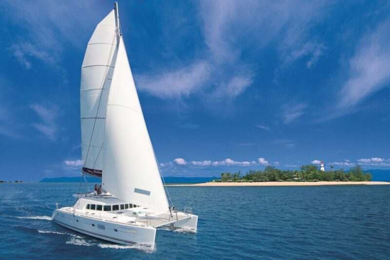 Port Douglas: Low Isles Afternoon Cruise on Luxury Catamaran - Approaching Low Isles: The Reef and the Island