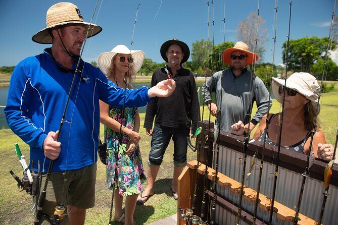 Port Douglas Tour Hook-A-Barra with Lunch - FAQs