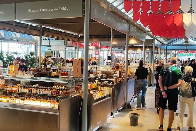 Port in 3 hours Photo & Flavors Secrets Tour - FAQ