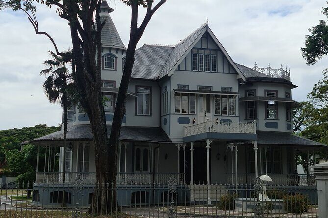 Port of Spain City Highlights and Maracas Beach - Key Points