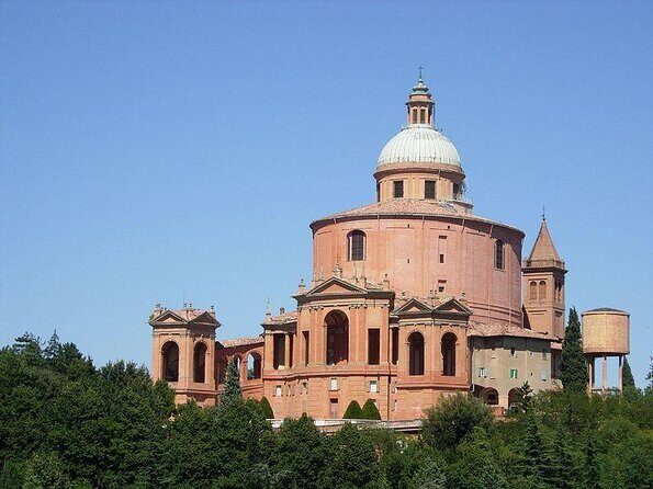 Porticoes of Bologna and Basilica San Luca Guided tour - An In-Depth Look at the Tour Experience