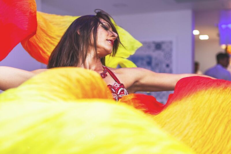 Portimão: Arabian Night Dance Show with Tapas and Wine - Why This Tour Offers Good Value