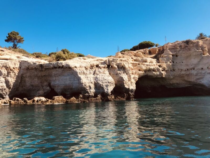 Portimão: Benagil Cave, Marinha Beach Speedboat -Small Group - Who Will Enjoy This Tour?