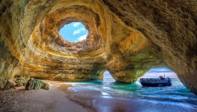 Portimão: Benagil Caves & Dolphins Watching with Biologist - Frequently Asked Questions