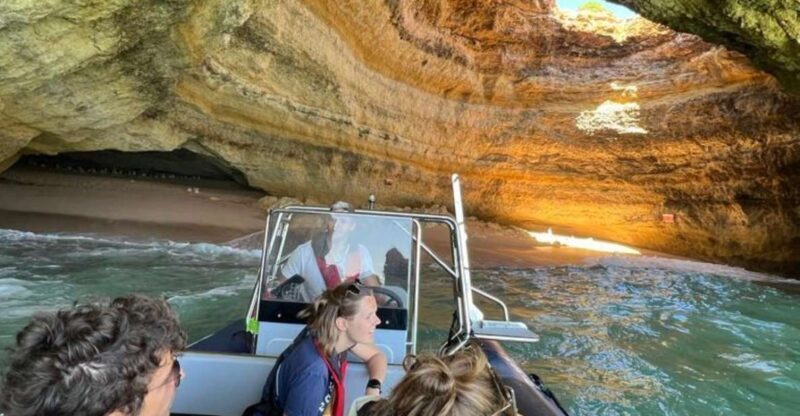 Portimao: Boat trip to the Benagil Cave - The Complete Experience of the Benagil Cave Boat Tour from Portimão