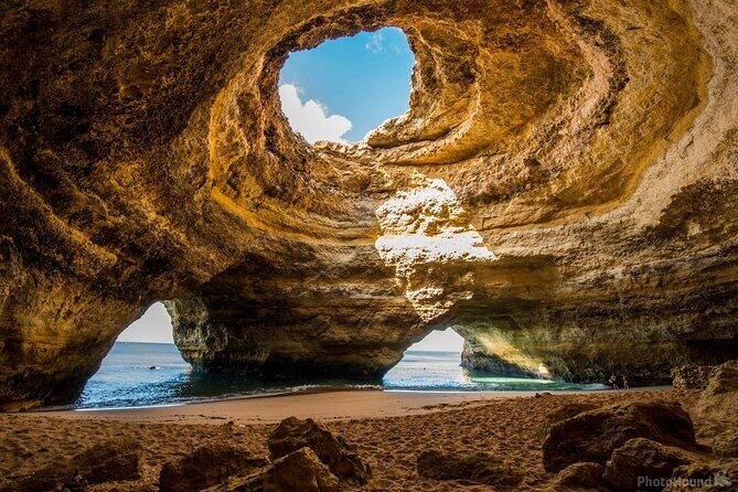 Portimão to Benagil: Adrenaline Wave 90 Minutes Cave Tour - An In-Depth Look at the Benagil Cave Speedboat Tour