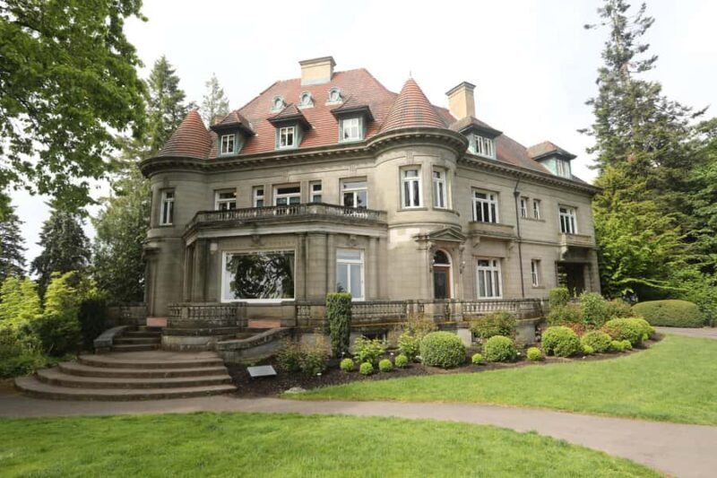 Portland City Tour and Waterfall Tour: Two Tours in One Day - An In-Depth Look at Your Portland and Columbia Gorge Tour