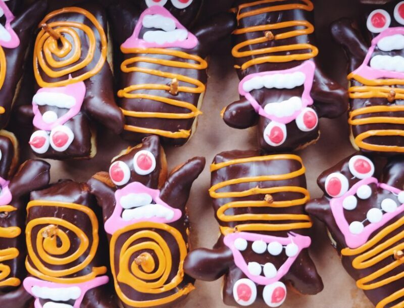 Portland: Guided Holiday Delicious Donut Tour with Tastings - Key Points