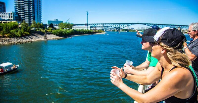 Portland: Happy Hour Sightseeing Cruise - Portland: Happy Hour Sightseeing Cruise – A Refreshing Way to See the City