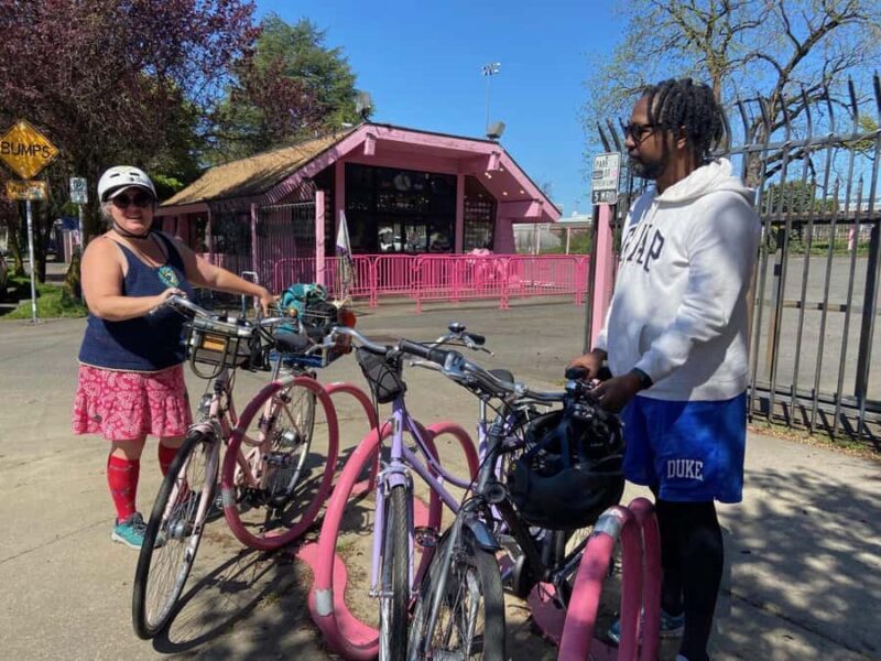 Portland Oregon: Doughnut and Coffee Bike Tour with Tastings - Portland Oregon: Doughnut and Coffee Bike Tour with Tastings — A Practical, Delicious Adventure