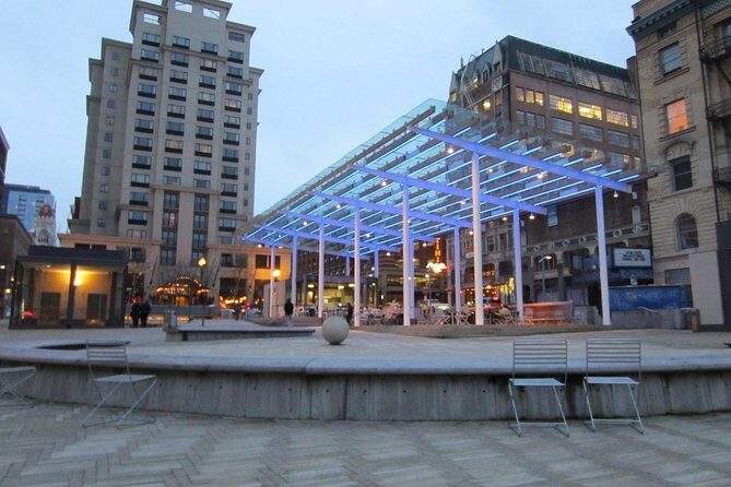 Portland Scavenger Hunt: Wealth of Wonders - Portland Scavenger Hunt: Wealth of Wonders - A Fun and Authentic Way to Explore