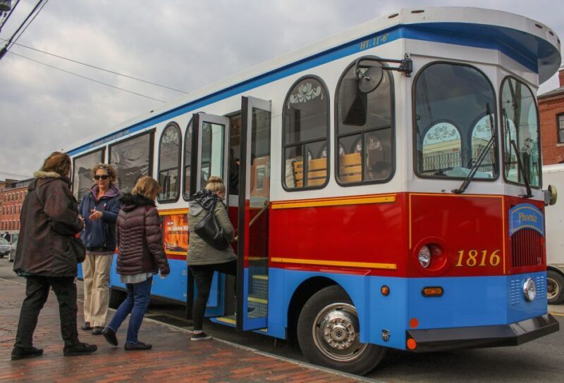 Portland: Trolley City Tour with Portland Head Light Stop - Authenticity & Personal Touches