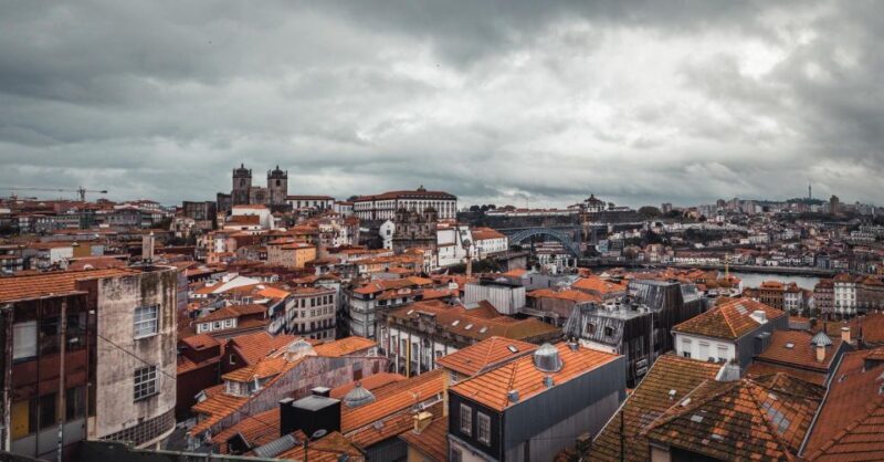 Porto: 1/2 Day Walking Photo Tour with Pro Portraits - Frequently Asked Questions