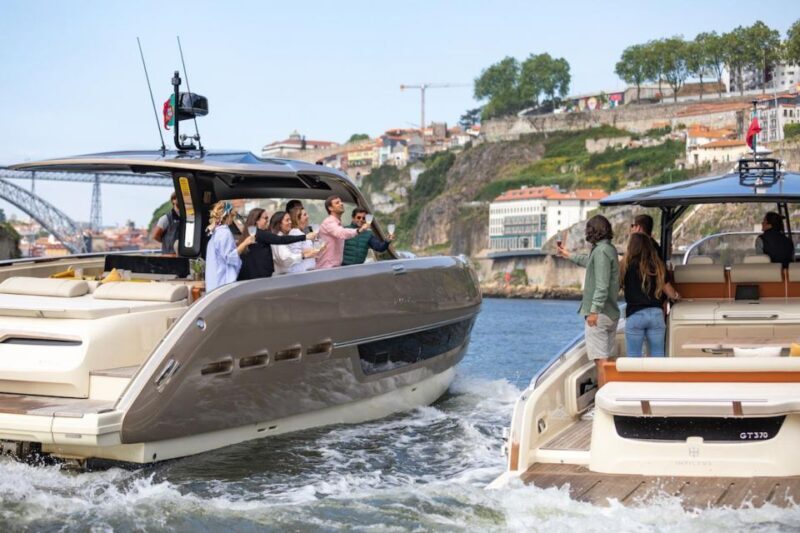 Porto: 2h Private Luxury Yacht in the Douro - The Sum Up