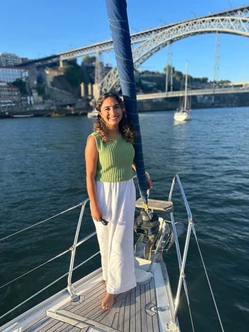 Porto 4H: Charming cruise, wine tasting, and vintage van tour - Who Should Consider This Tour?