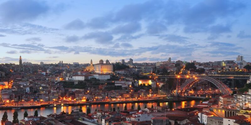 Porto: All-Inclusive Fado Dinner Show and Night Tour - Exploring Porto’s Nighttime Landmarks