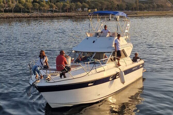 Porto: Brunch on the river Douro private - A Deep Dive into the Experience