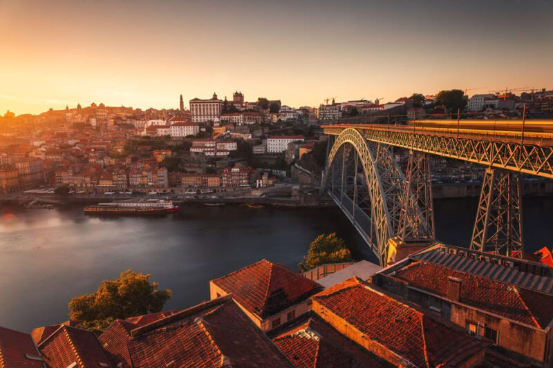 Porto: Capture the most Photogenic Spots with a Local - Porto: Capture the most Photogenic Spots with a Local