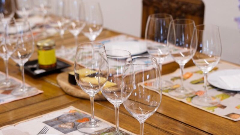 Porto: Cheese and Port Wine Tasting in a Unique Place - A Detailed Dive into Porto’s Cheese and Port Tasting