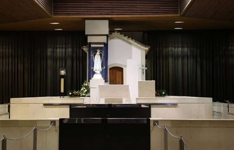 Porto: Complete Private Tour to the Sanctuary of Fatima - An In-Depth Look at the Tour Experience