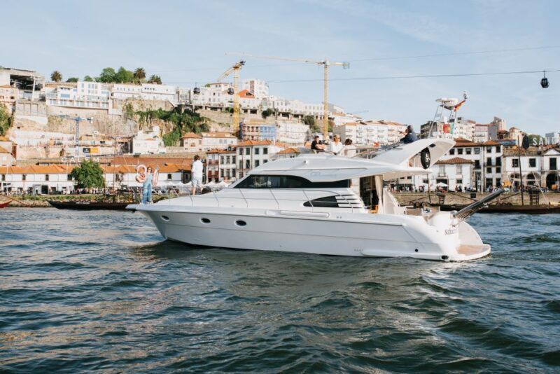 Porto: Douro River Cruise with Welcome Drink & Snacks - Frequently Asked Questions