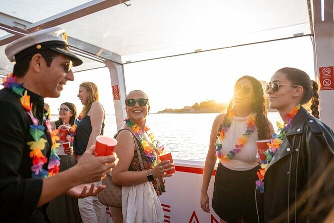 Porto: Douro River Party Boat with Sunset Option and 6 Bridges - FAQs