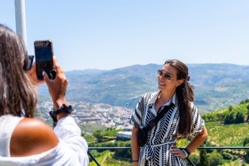 Porto: Douro Valley Tour with Lunch, Boat Cruise & Tastings - Discover the Douro Valley: A Scenic Day from Porto
