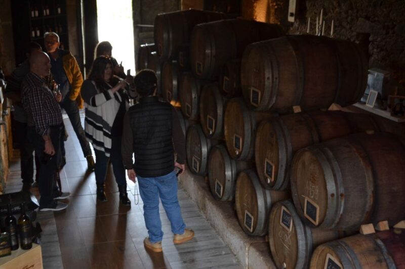 Porto: Douro Valley Vineyards Tour with Lunch & River Cruise - Key Points