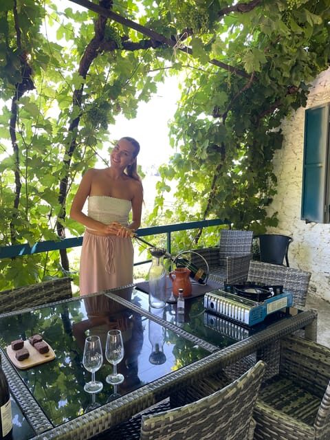 Porto: Douro Valley Wine Tour with a Sommelier & Boat Trip - Who Should Book This Tour?