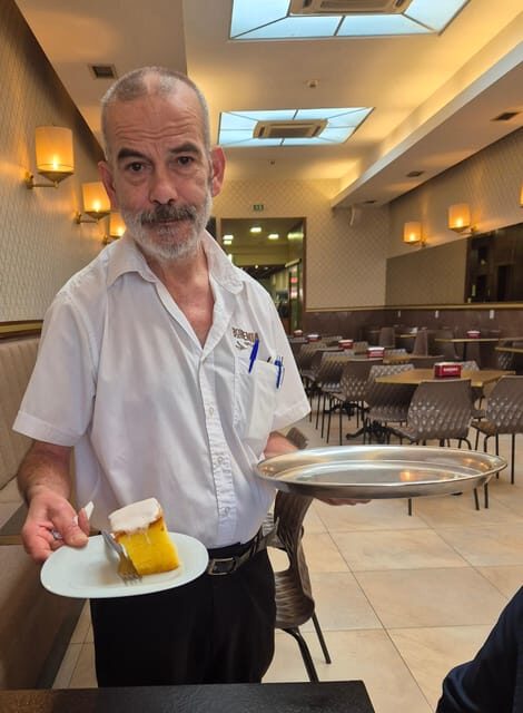 Porto: Food and Wine Walking Tour with José - Who Should Consider This Tour?