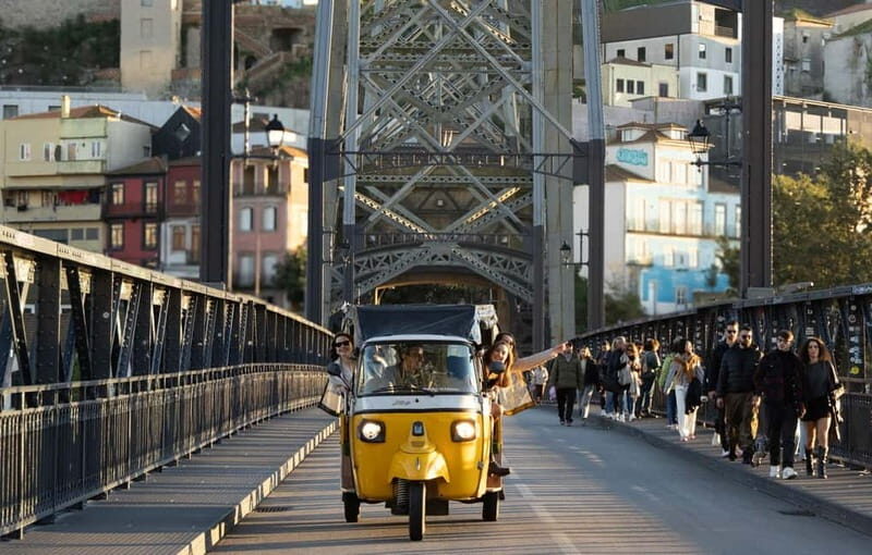 Porto: Fun Private Tuk Tuk Tour - Deep Dive into the Itinerary and Experience