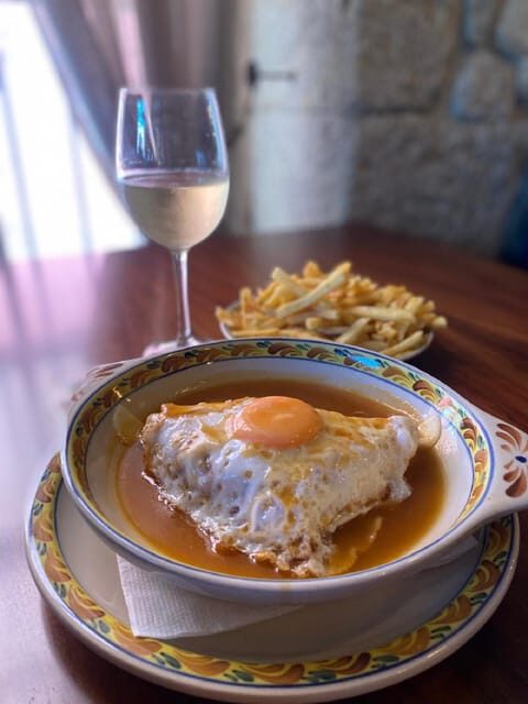 Porto Gourmet Private Food & Wine Tour with a Sommelière - Key Points