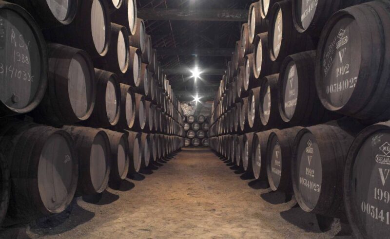 Porto: Graham's Port Lodge Tour & Vintage Room Wine Tasting - Why This Tour Stands Out