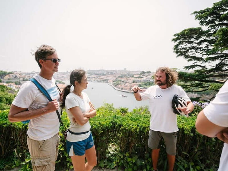 Porto: Highlights in 3 Hours E-Bike Tour - A Practical Introduction to Porto