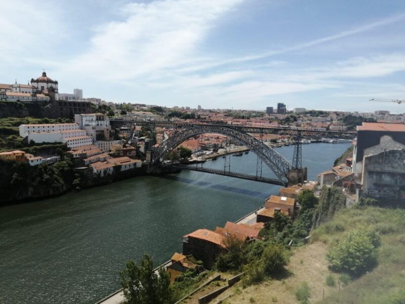 Porto Highlights with Traditional Lunch - FAQ