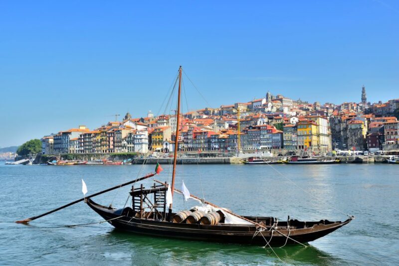 Porto: Historic City Center Walking Tour - Exploring Porto’s Historic Neighborhoods