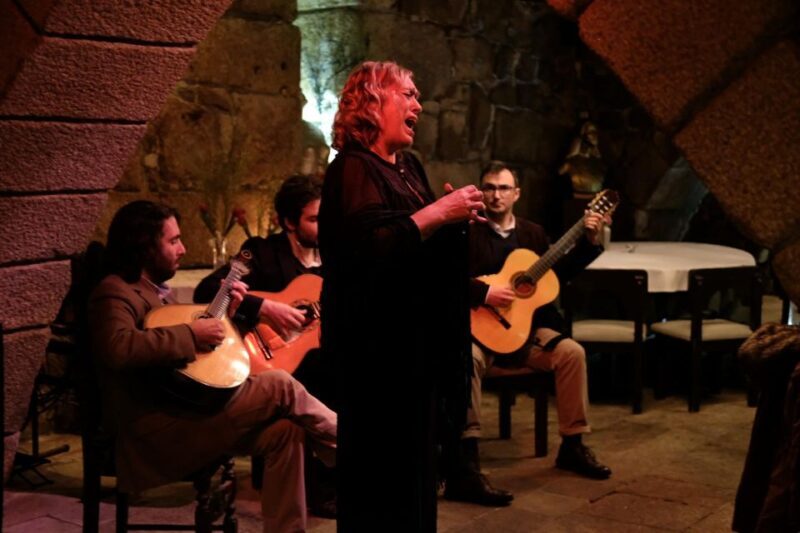 Porto Moonlight Walk & Fado Dinner - The Sum Up