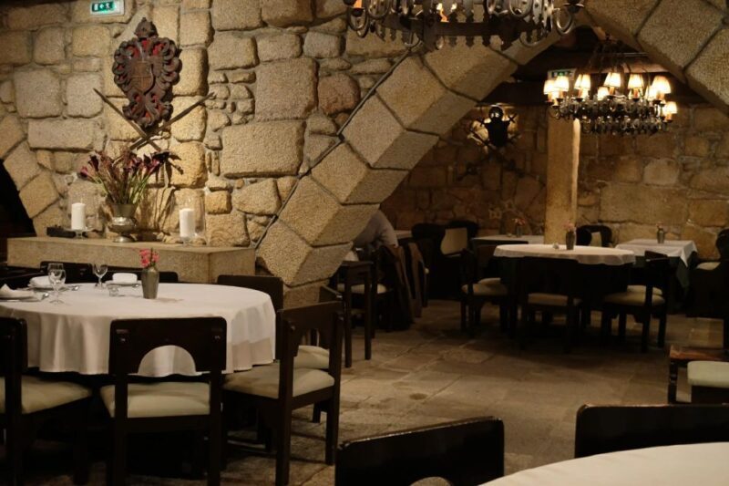 Porto Moonlight Walk & Fado Dinner - FAQ