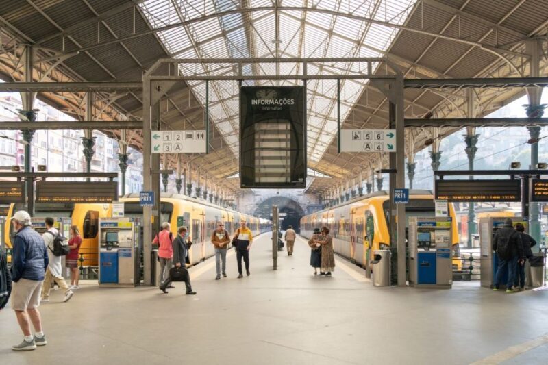 Porto: Private Customizable Sightseeing Tour with a Local - Key Points
